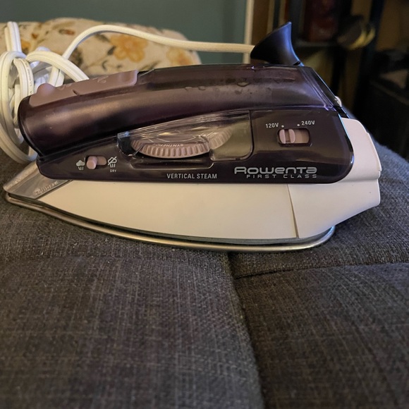 Rowenta compact steam iron new with original tags - Picture 3 of 5